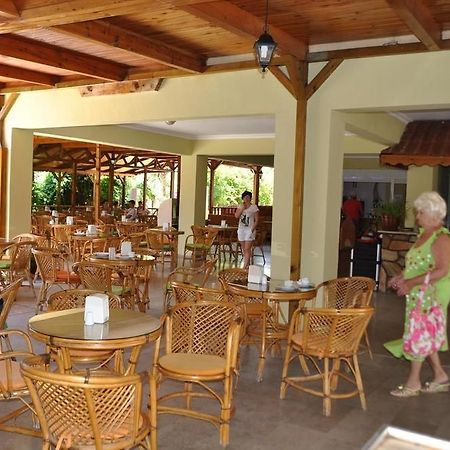 Larissa Inn Beldibi  Extérieur photo